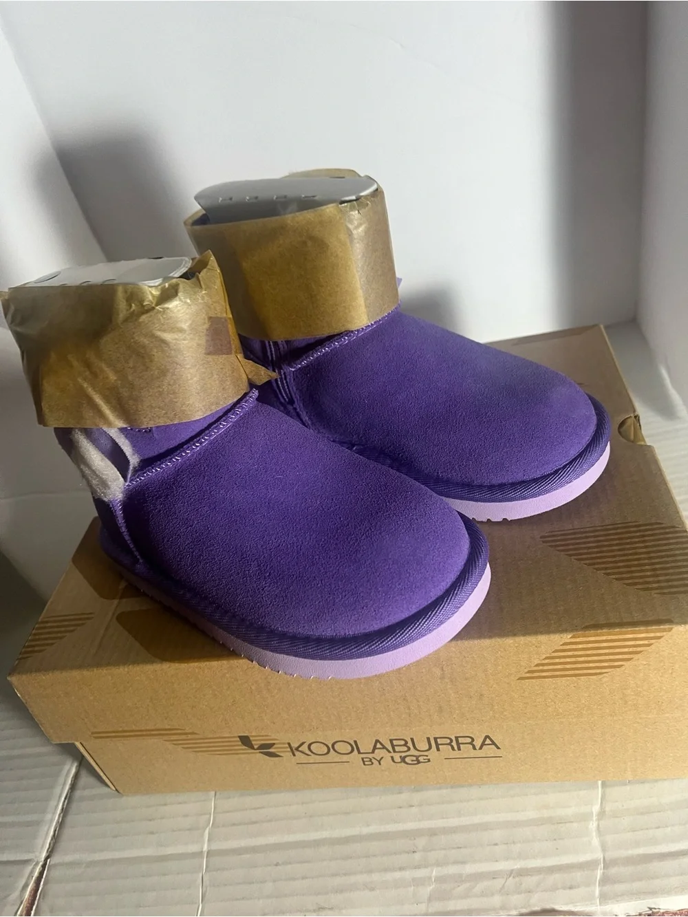 Koolaburra by UGG size 8 New with out tag